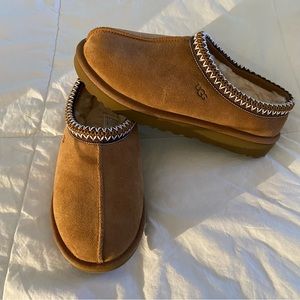 UGG  Tasman